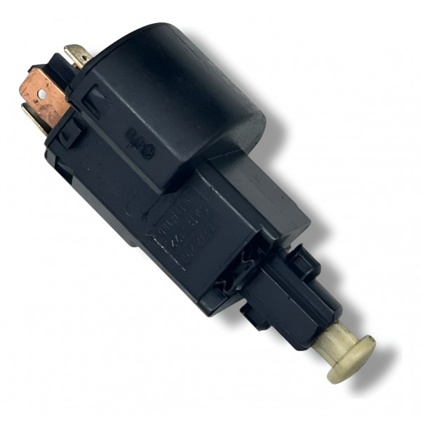 Interruptor Luz Freio Gm Astra 2005 2006 2007 2008 2009 2012